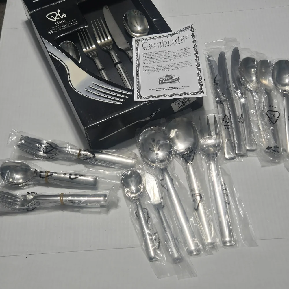 Robert Welch 25 Piece Flatware Silverware Service for 4 and Serving Pieces NEW